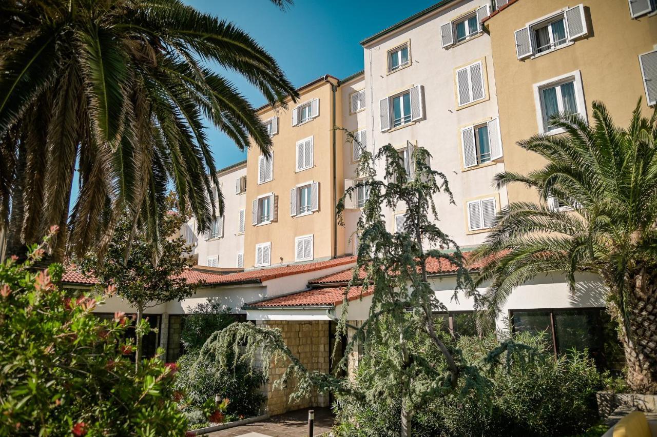 Hotel International Rab Town Exterior foto